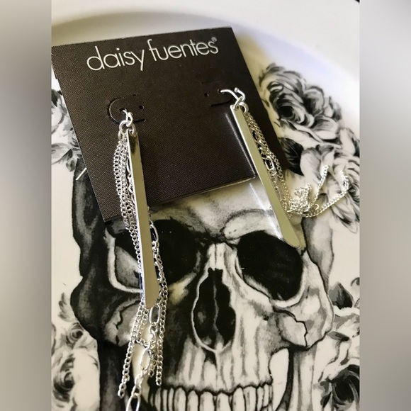 Daisy Fuentes Silver Dangle Earrings - Picture 3 of 3